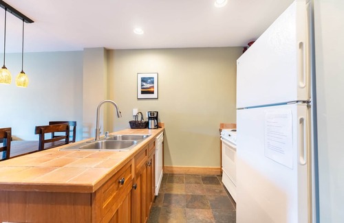 River Run Condo | Condo in River Run Only a Short Walk to Gondola, Shops and Restaurants!