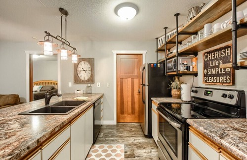 Deadwood Condo | Condo in the Hills #2