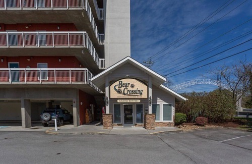 Pigeon Forge Condo | Condo On Little Pigeon River In DwTn Pigeon Forge