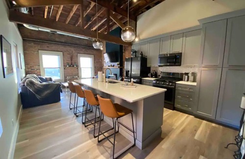 Over-the-Rhine Condo | Condo-OTR/Pendleton Art District, Cincinnati - 1 bedroom, free parking, balcony