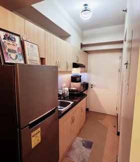Kapitolyo Apartment | Condo