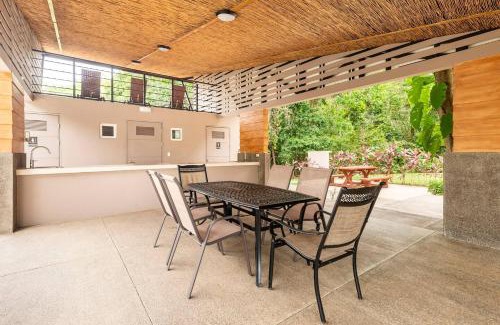 Jaco Apartment | Condo Playa Hermosa, Puntarenas