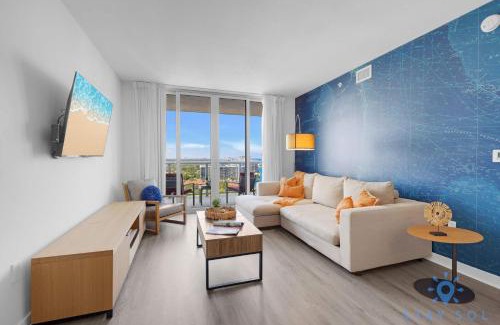 Hallandale Beach Apartment | Condo Retreat with Stunning Views and Amazing Pools