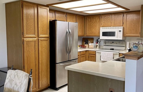 Fountain of the Sun Condo | Condo right on the golf course in a 55+ community in sunny Mesa!