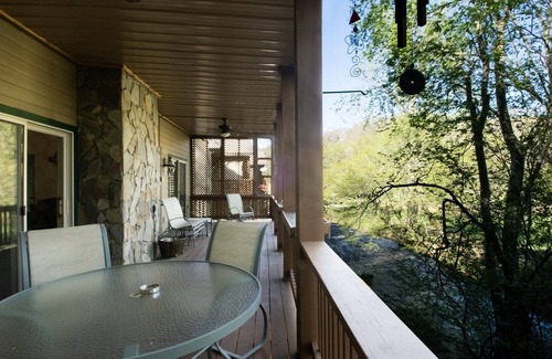 Whittier Condo | Condo w/Creek, Golf & Mtn Views, Only 5 Steps to get in and Washer & Dryer!