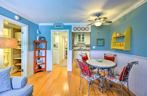 Old Naples Condo | Condo w/Pool Access: Walk to Shopping & Beach!