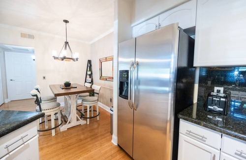 North Scottsdale Condo | Condo w/pool, spa, sauna and nearby hiking!