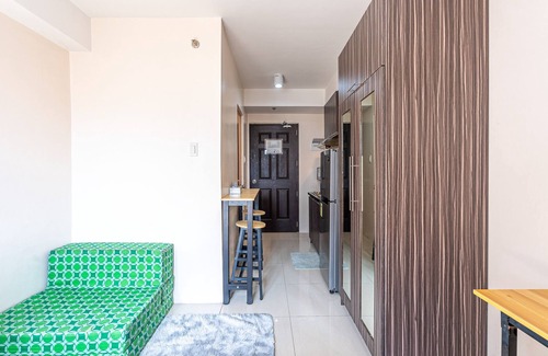 Mabolo Apartment | Condo WIFI up to 100mbps Infinity Pool