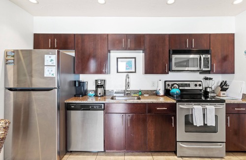 Whitney Beach Condo | Condo with a View 4: Oceanfront!