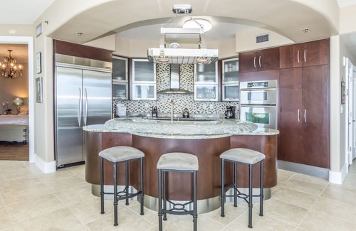 Orange Beach East Condo | Condo with Breathtaking View | Wrap-Around Balcony | Bella Luna 1001