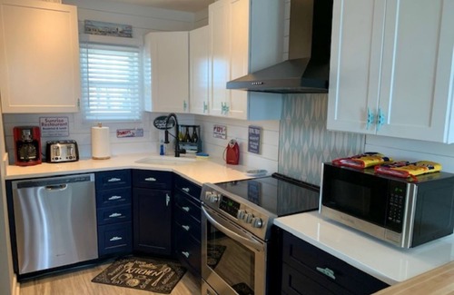 Rehoboth Beach Condo | Condo with ocean view, steps to the beach, close to Rehoboth Avenue!