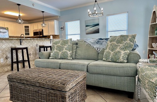 Corpus Christi House | Condo with Patio, Waterview and Beautiful Sunset