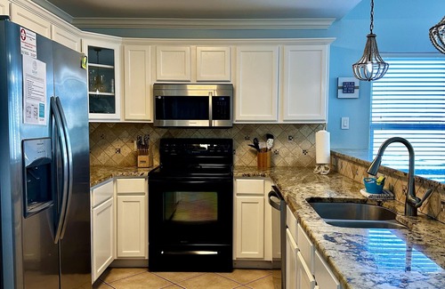 Corpus Christi House | Condo with Patio, Waterview and Beautiful Sunset