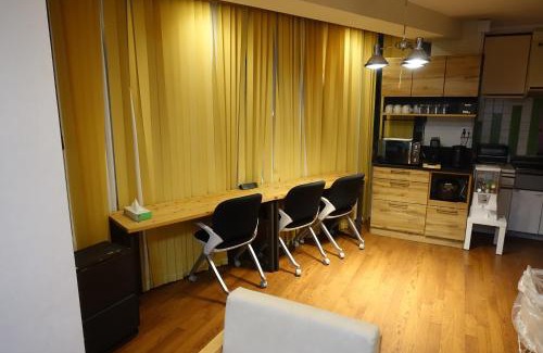 Urayasu House | Condo within Tokyo DisneyResort 10 people can stay