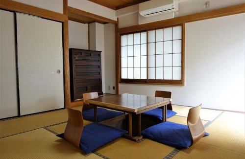 Urayasu House | Condo within Tokyo DisneyResort 10 people can stay