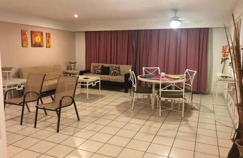 Lomas de Mazatlan Apartment | Condominios Paradise Bay