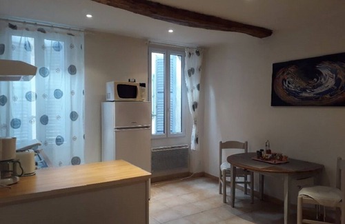 Collobrieres Apartment | Condominium studio in the center of the village