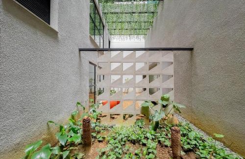 Vila Buarque House | Condominium with pool next to Buenos Aires Park