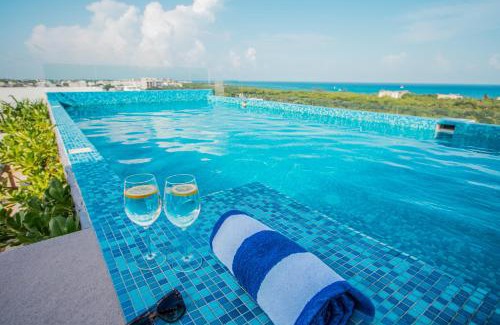 Luis Donaldo Colosio Apartment | Condos with ocean view pool in Av 10 & 60 street