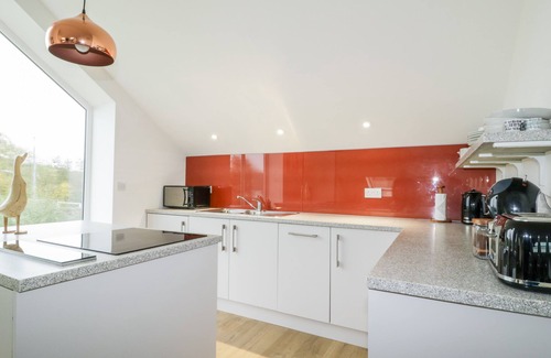Beckermet Cottage | CONEY GARTH RETREAT, family friendly, with hot tub in Beckermet