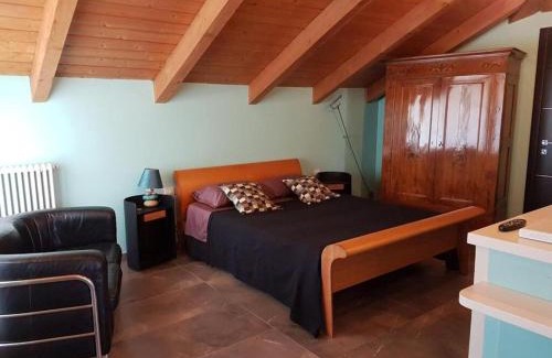 Moriondo Torinese Apartment | CONFINEDEISANTI Bed&Breakfast