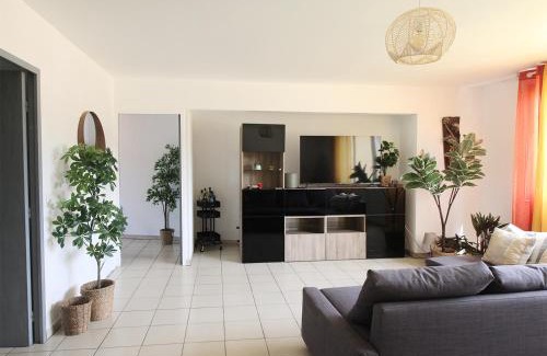 Antigone Apartment | Confortable T3 Esplanade de l'Europe