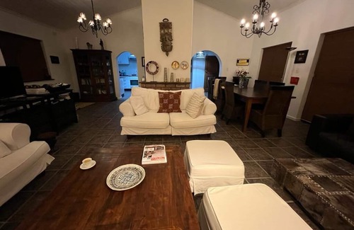 Somerset West Villa | Confortable villa with stuning views, nice garden and amazing swimming pool