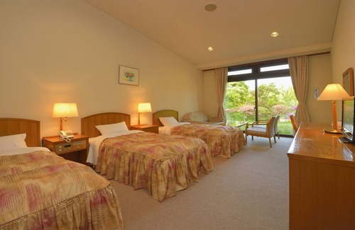 Agatsumakyo Onsen Hotel | Conifer Iwabitsu