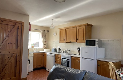 Kilmore Cottage | CONINGBEG COTTAGE, pet friendly in Kilmore Quay, County Wexford