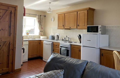 Kilmore Cottage | CONINGBEG COTTAGE, pet friendly in Kilmore Quay, County Wexford