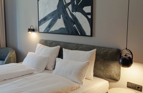 Obergiesing Hotel | Conlon House Lower East Side