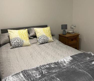 Connah's Quay House | Connah's Quay Park Farm Barns