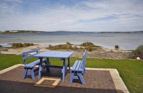 Lake Wangary House | Connemara Cottage - Mount Dutton Bay West