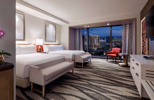 Las Vegas Strip Resort | Conrad Las Vegas at Resorts World