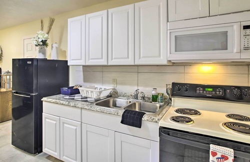 Conroe Apartment | Conroe Home w/ Grill < 40 Mi to Lake Houston!