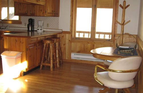 Gardiner Cabin | Considering a Yellowstone destination wedding? We might be just the place!