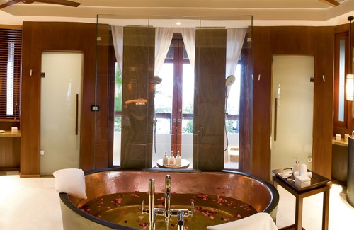 Halaveli Resort | Constance Halaveli
