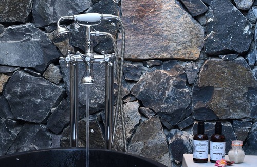 Coromandel Hotel | Constance Tekoma. Rodrigues