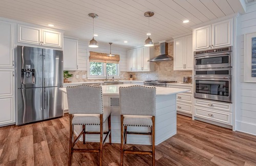 Isle of Palms House | Construction discount LSV Golf Cart, Jacuzzi Included! 5 Minute Walk to Beach!