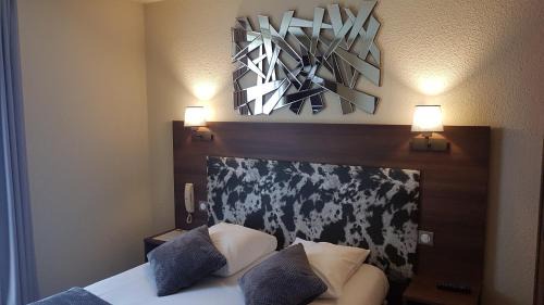 North district Hotel | Contact Hotel Atoll