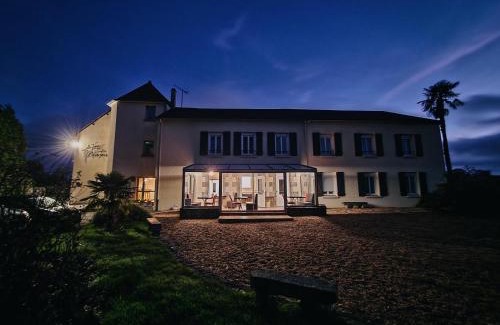 Ceaux Hotel | Contact Hotel Les Montois