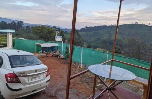 Ooty Cottage | container wood house