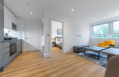 East Grinstead Apartment | Contemporary 1 Bedroom Apartment in East Grinstead