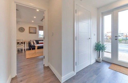 Willesborough Apartment | Contemporary 1 Bedroom Apartment in Ashford