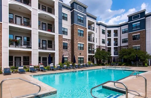 Hurstbourne Apartment | Contemporary 1BR Suite | Pool, Parking + Gym C