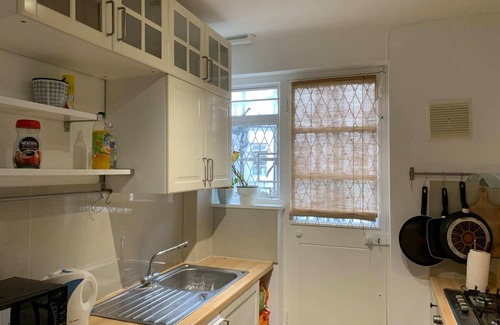 Bayswater Apartment | Contemporary 2 Bedroom Flat in Bayswater