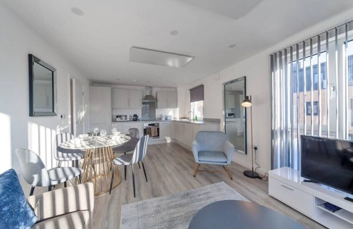 Willesborough Apartment | Contemporary 2 Bedroom Apartment in Ashford