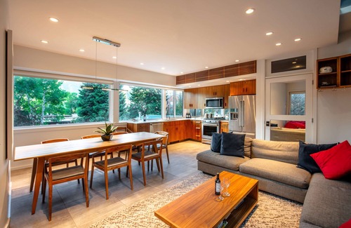 Aspen House | Contemporary 3 bedroom Townhome in Aspen Core