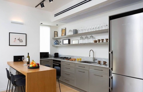 Tel Aviv Apartment | Contemporary 3BR in Shenkin by HolyGuest