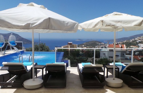 Kalkan Villa | Contemporary 4 Bedroom Villa, Fab Sea View, Daily Maid, Heated Pool, 2 Bars